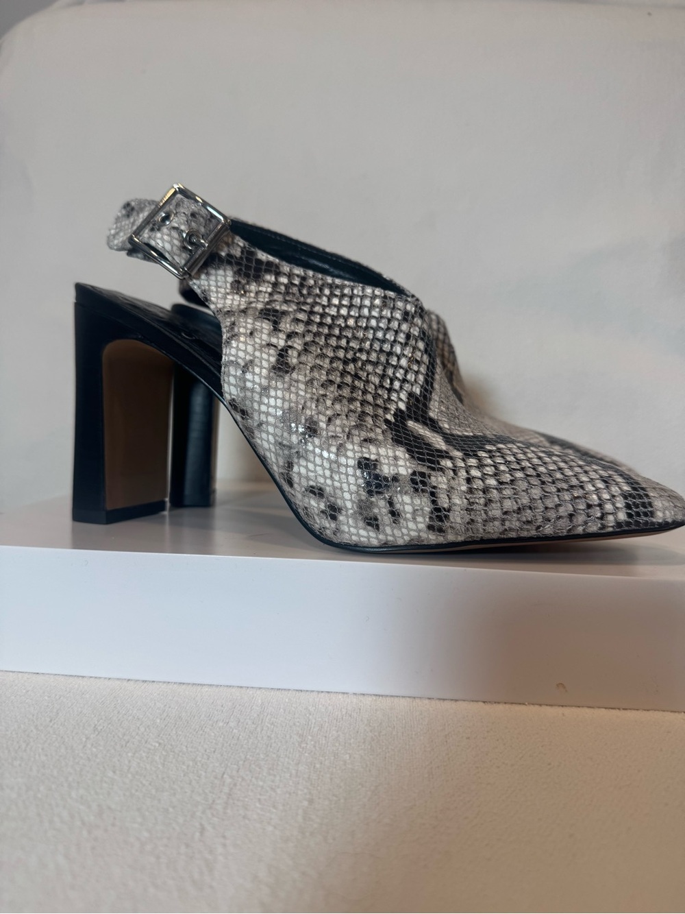 Vince Camuto Women’s Snake-Print Slingback Pump in Black and White - Size 9